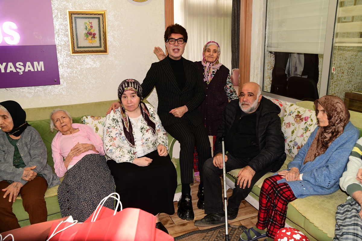 Yılmaz Morgül’den huzurevi sakinlerine bayram ziyareti