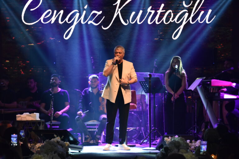 Cengiz Kurtoğlu’ndan Volkan Konak’a Duygusal Anlamlı İthaf