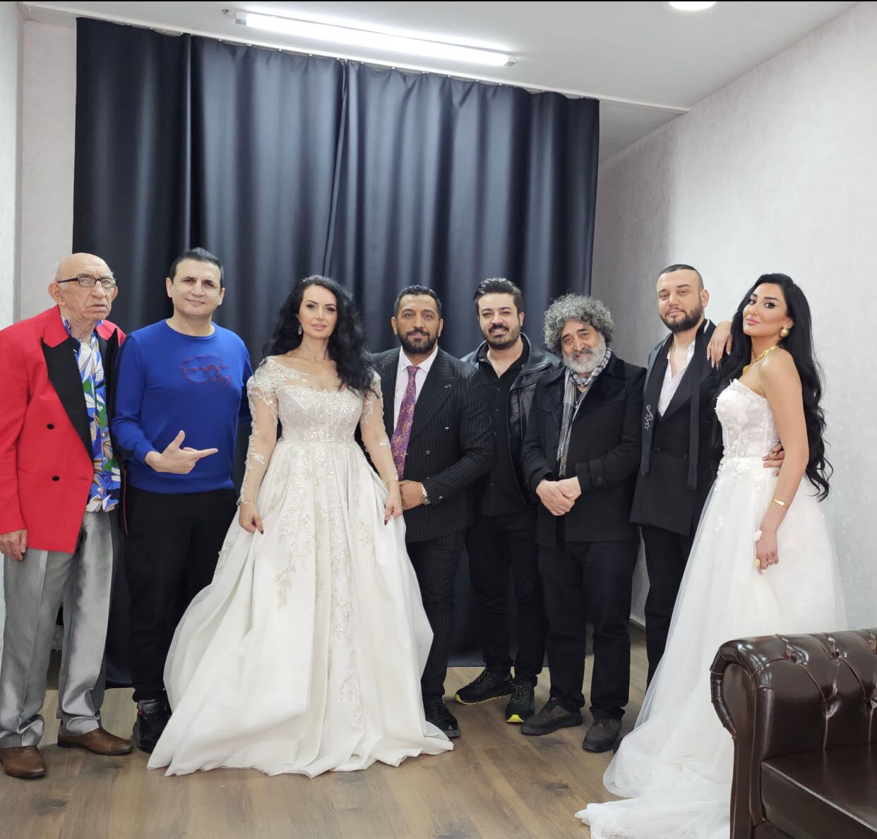 Canlı Yayında Boşandılar, Klipte Evlendiler!
