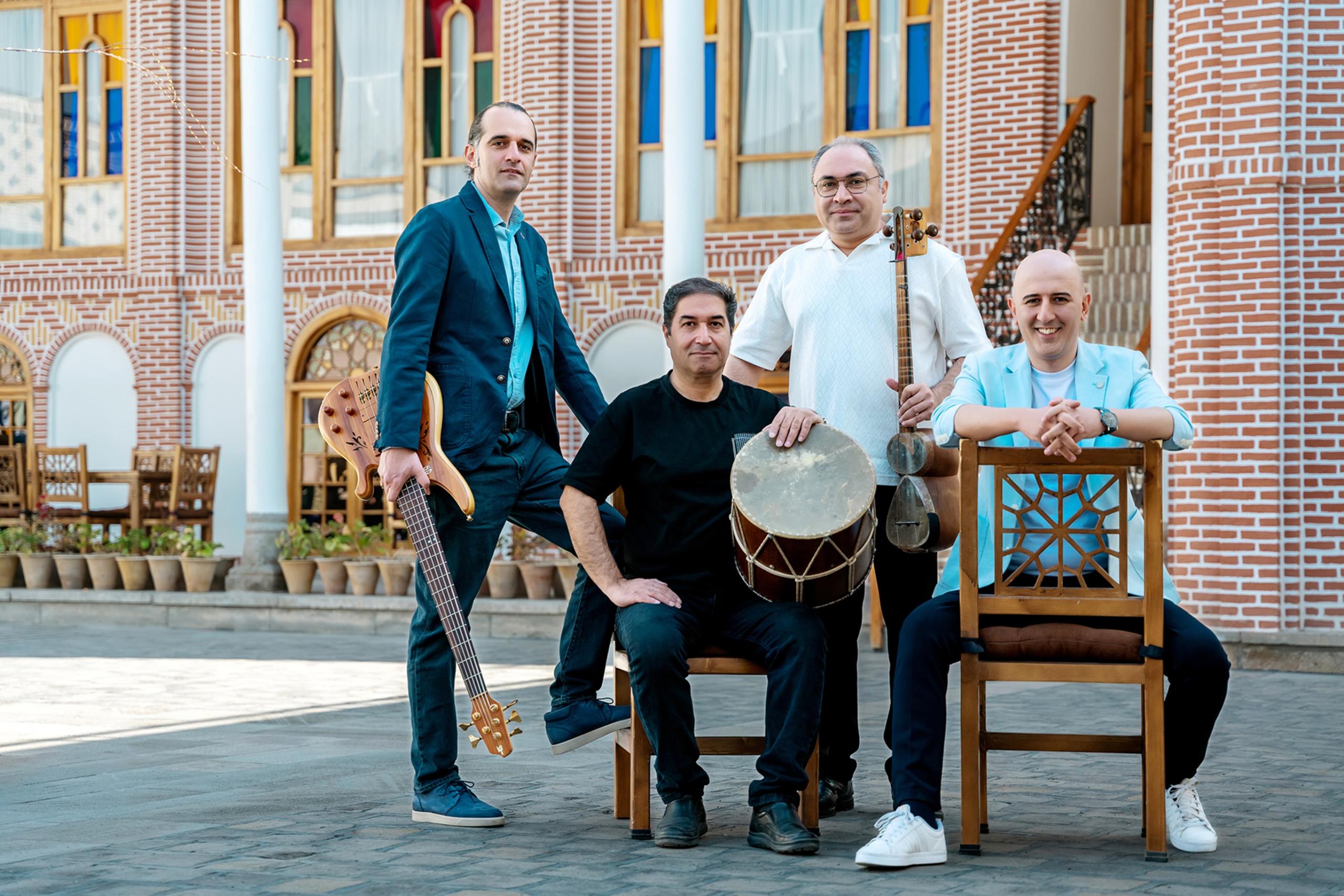 Whisper Silk Grubu, “Whisper of the East” Albümüyle Dünya  Sahnesinde