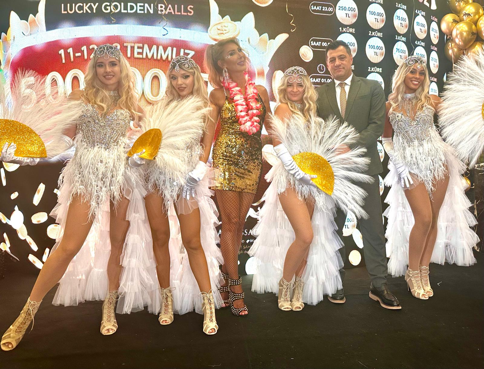Gizem’li Karnaval Coşkusu Kıbrıs’ta Yaşandı!