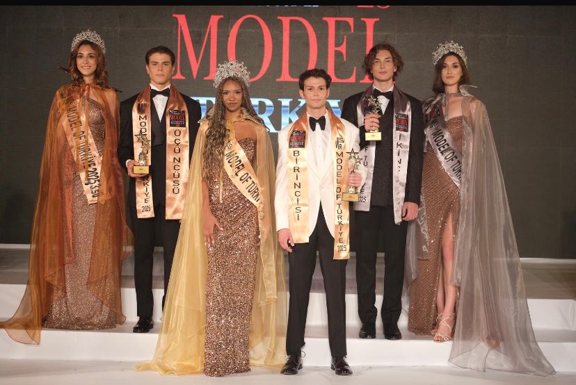 Miss & Mr Model of Türkiye’de Taçlar Sahiplerini Buldu!