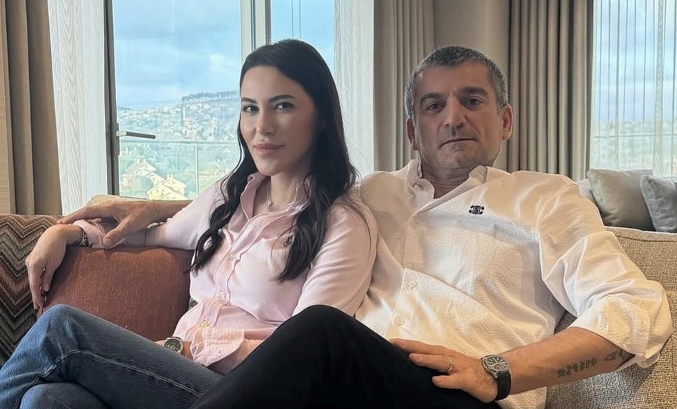 Hacısüleymanoğlu Çifti Boşanma Davasını Geri Çekti