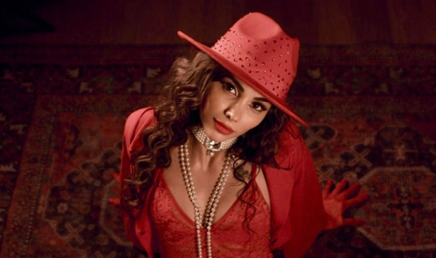 Sanaz, “I Like It” ile Uluslararası Müzik Yolculuğunda Yeni Bir Sayfa Açıyor