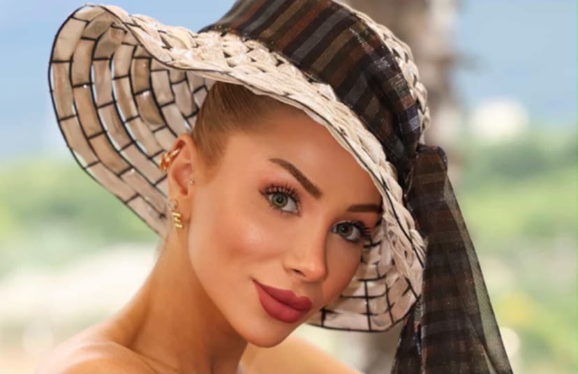 Podyumların İddaalı Modeli Esin Tombul !!